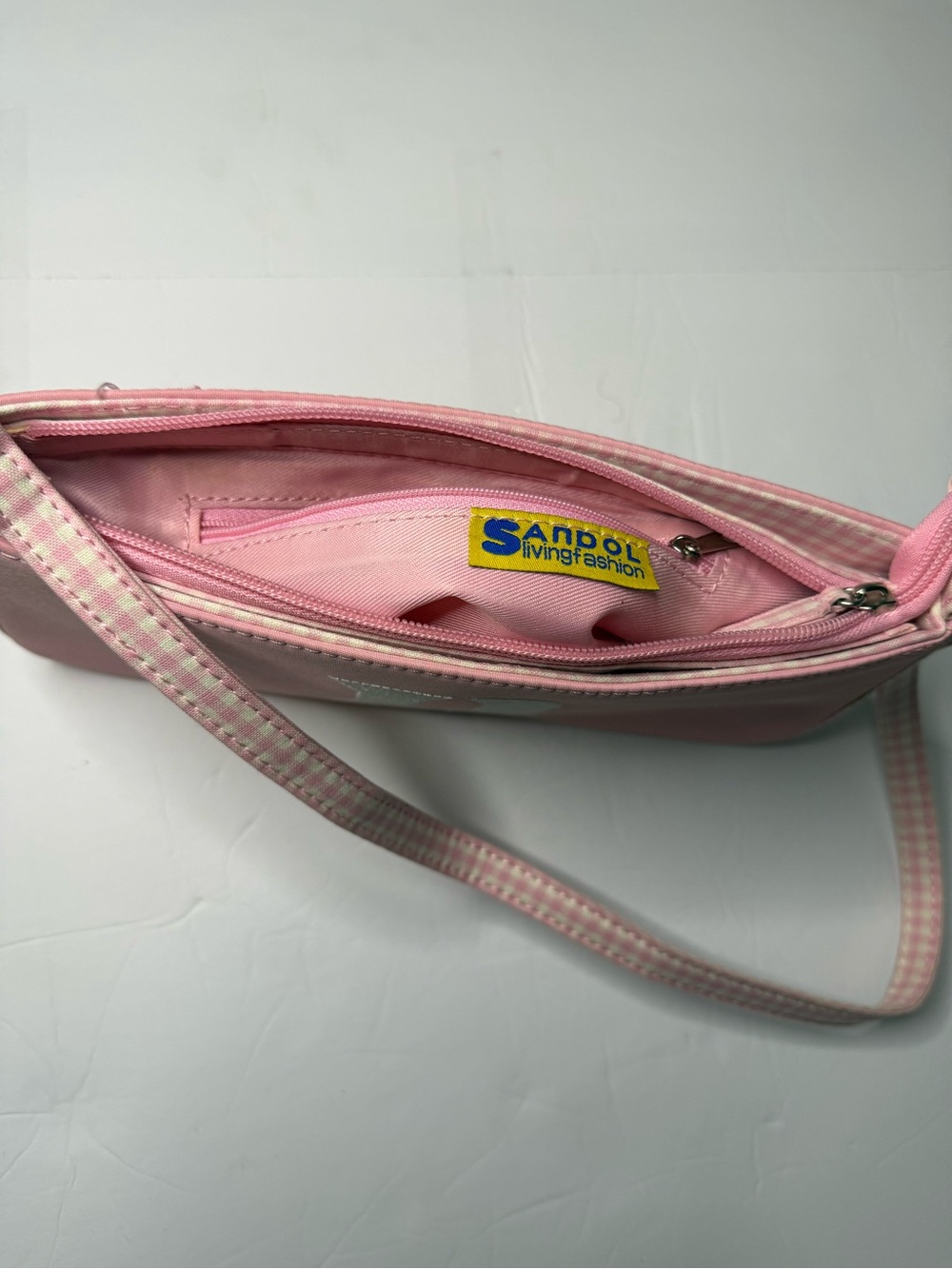 Duke Pink Shoulder Bag with Silver 'D' Accent - Picture 6 of 6